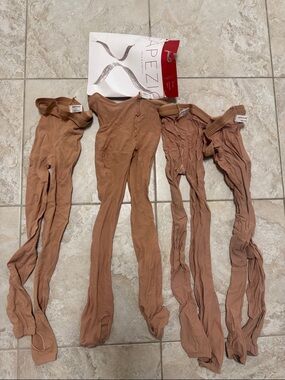 Capezio Nude/Tan Ballet Tights - Pack of 4